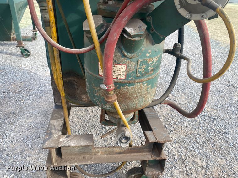 image for item DM8295 VacuBlast MK11P media blast cabinet