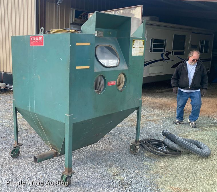 image for item DM8295 VacuBlast MK11P media blast cabinet