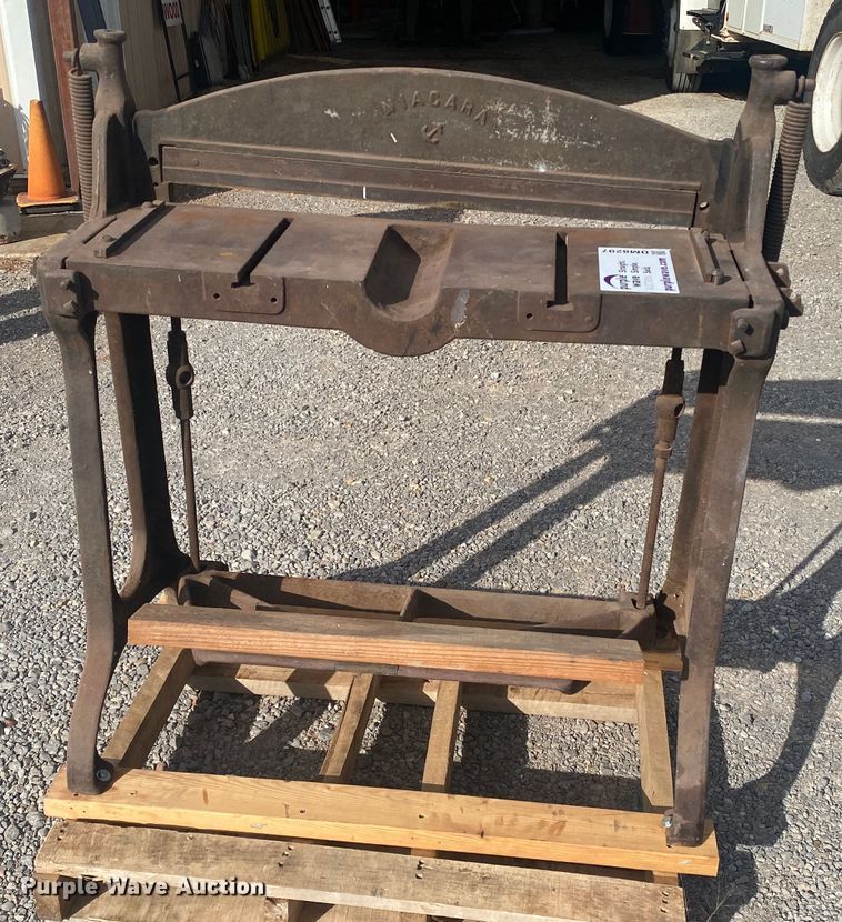 image for item DM8297 Niagara shear