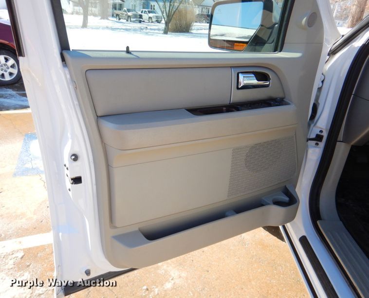 image for item DN2717 2010 Ford Expedition  SUV