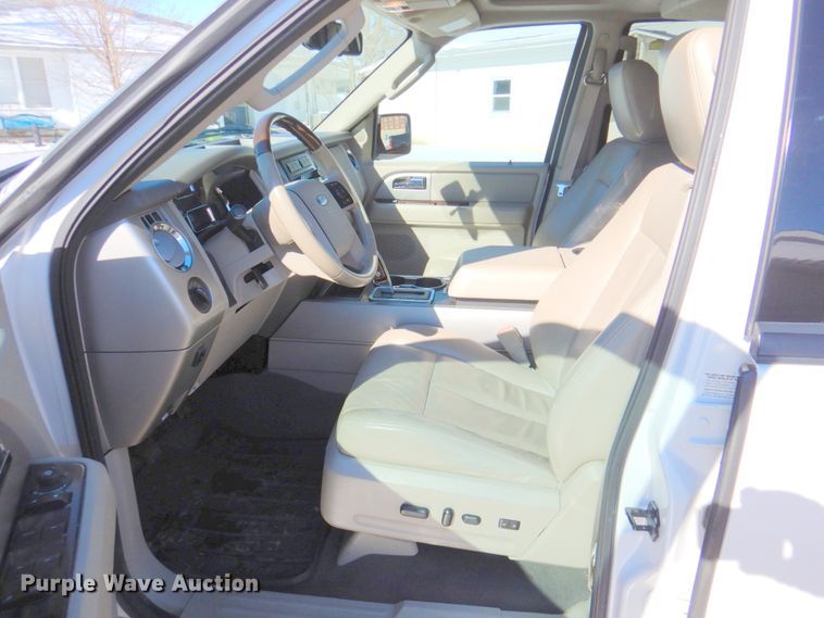 image for item DN2717 2010 Ford Expedition  SUV