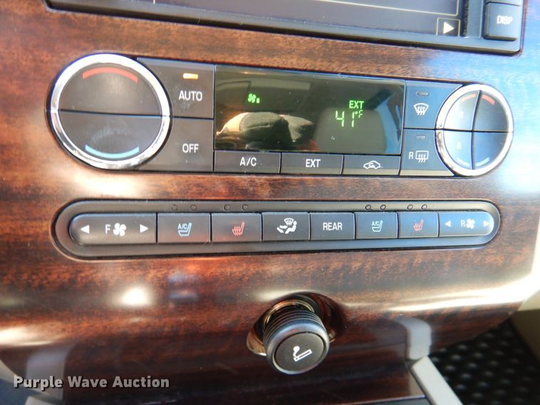 image for item DN2717 2010 Ford Expedition  SUV