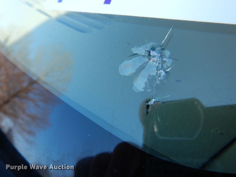 image for item DN2718 2002 Chevrolet Suburban  SUV