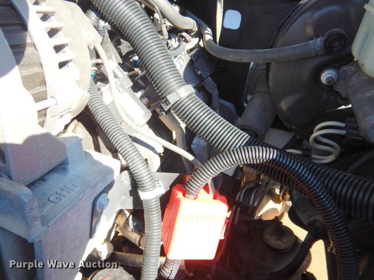 image for item DN2718 2002 Chevrolet Suburban  SUV