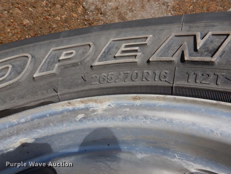 image for item DN2718 2002 Chevrolet Suburban  SUV