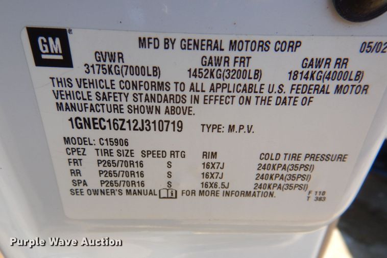 image for item DN2718 2002 Chevrolet Suburban  SUV