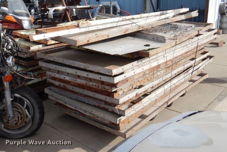 image for item DN7255 Paint booth