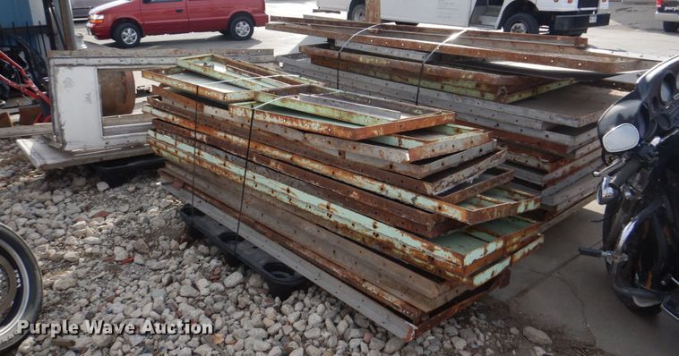 image for item DN7255 Paint booth