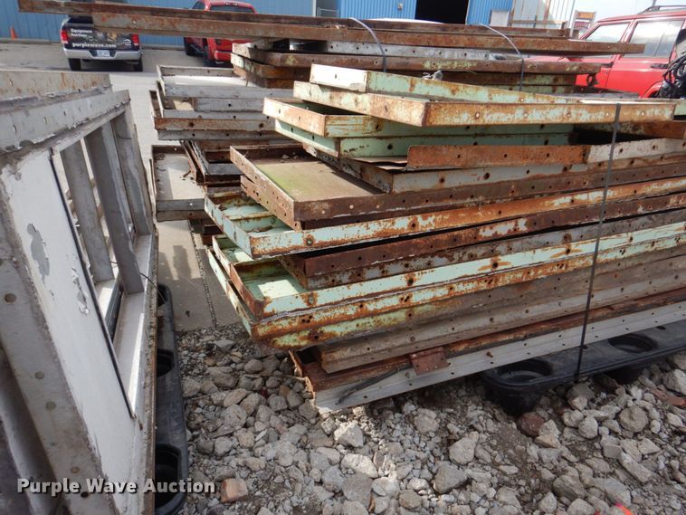 image for item DN7255 Paint booth