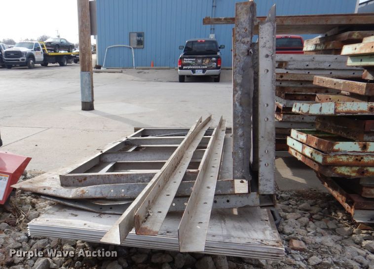 image for item DN7255 Paint booth