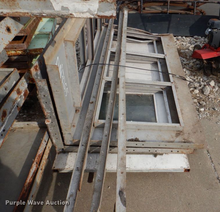 image for item DN7255 Paint booth