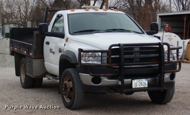image for item DN7256 2009 Dodge Ram 4500  dump flatbed truck