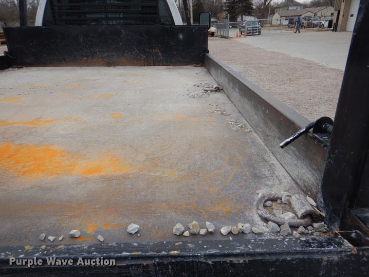 image for item DN7256 2009 Dodge Ram 4500  dump flatbed truck