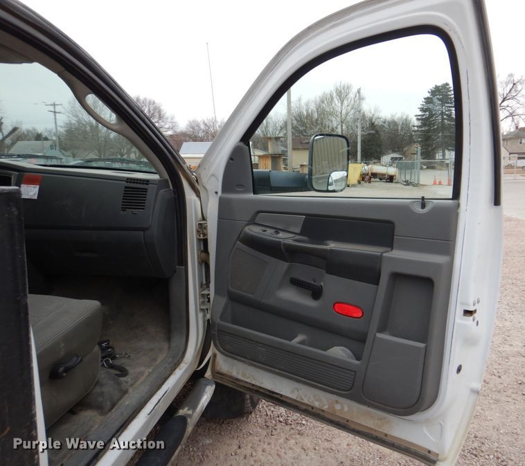 image for item DN7256 2009 Dodge Ram 4500  dump flatbed truck