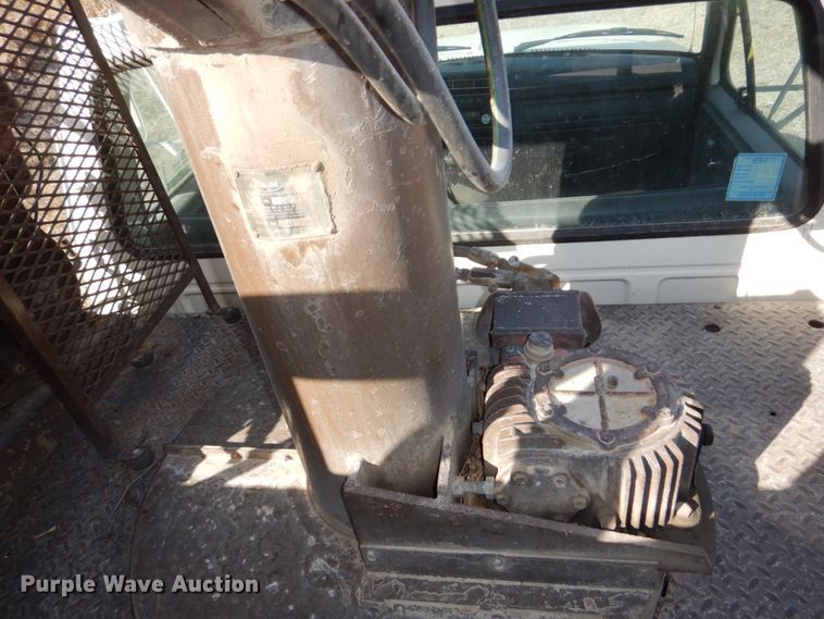 image for item DN7264 1984 Ford F600  bucket truck