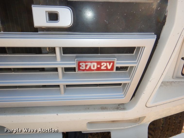 image for item DN7264 1984 Ford F600  bucket truck