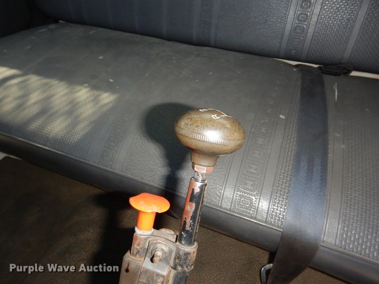 image for item DN7264 1984 Ford F600  bucket truck