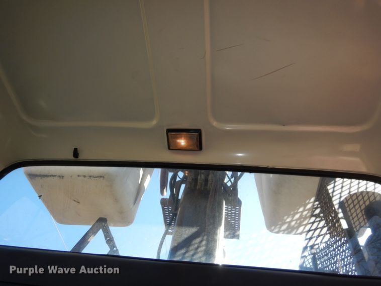 image for item DN7264 1984 Ford F600  bucket truck