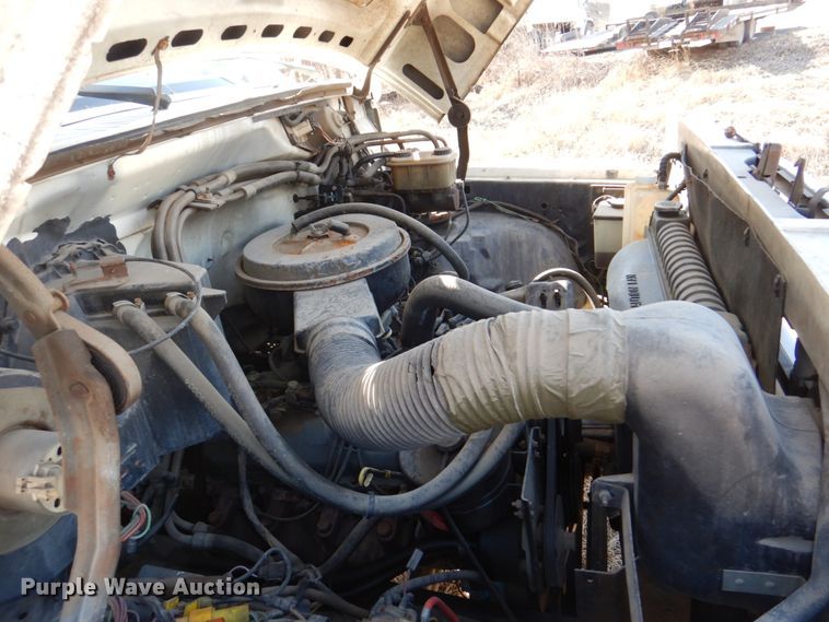 image for item DN7264 1984 Ford F600  bucket truck