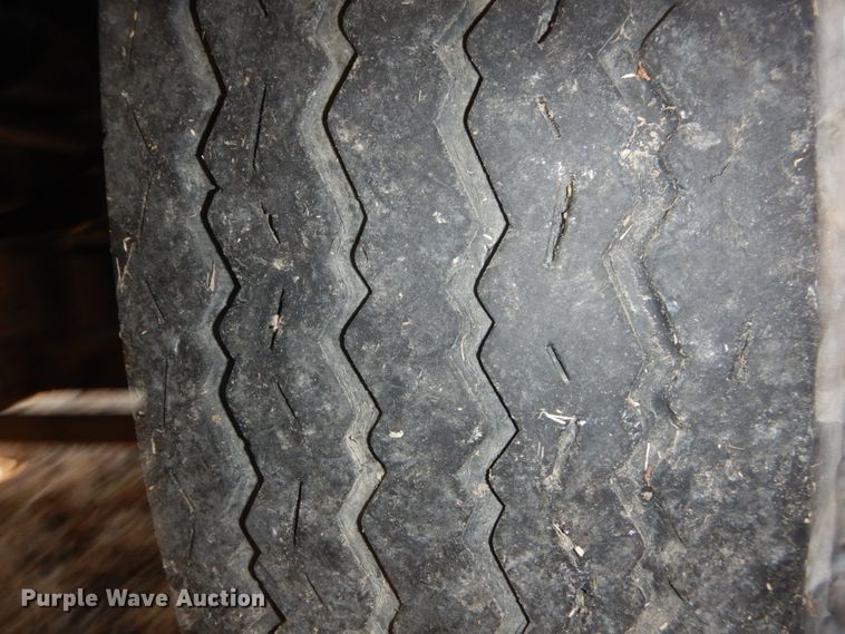 image for item DN7264 1984 Ford F600  bucket truck