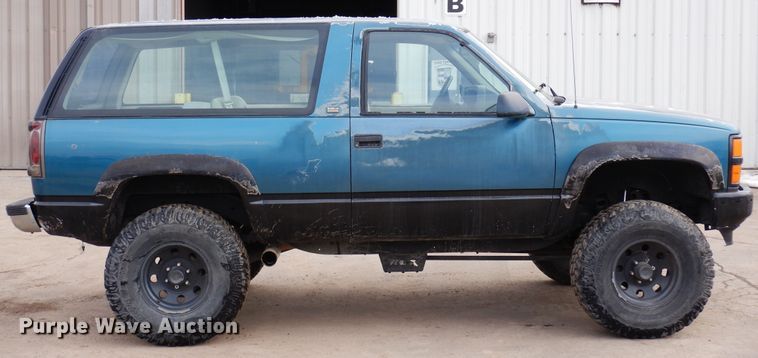 image for item DR1112 1992 Chevrolet K1500 Blazer  SUV