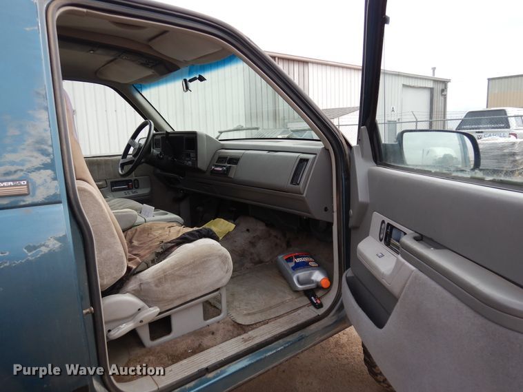 image for item DR1112 1992 Chevrolet K1500 Blazer  SUV