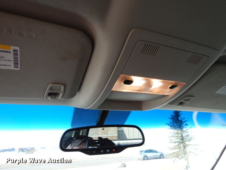 image for item DR1127 2013 GMC Sierra 3500HD  Crew Cab pickup truck