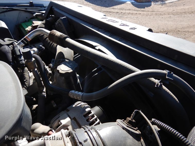 image for item DR1127 2013 GMC Sierra 3500HD  Crew Cab pickup truck