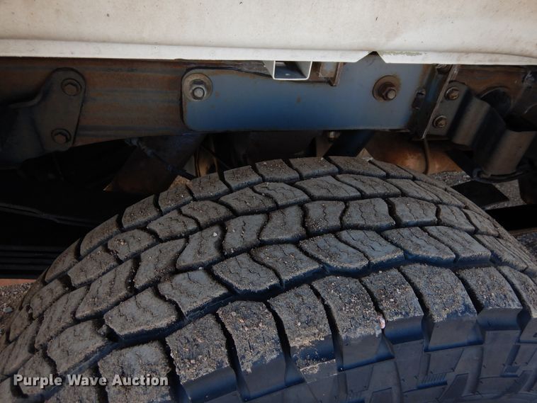 image for item DR1127 2013 GMC Sierra 3500HD  Crew Cab pickup truck