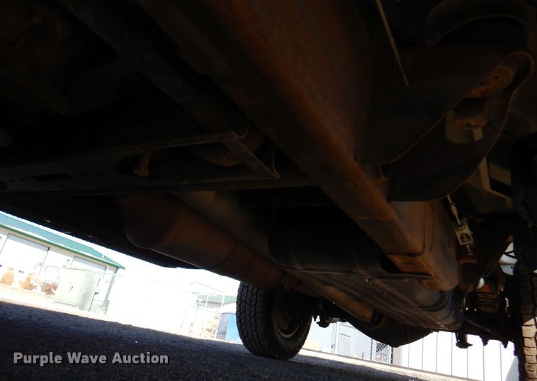 image for item DR1127 2013 GMC Sierra 3500HD  Crew Cab pickup truck