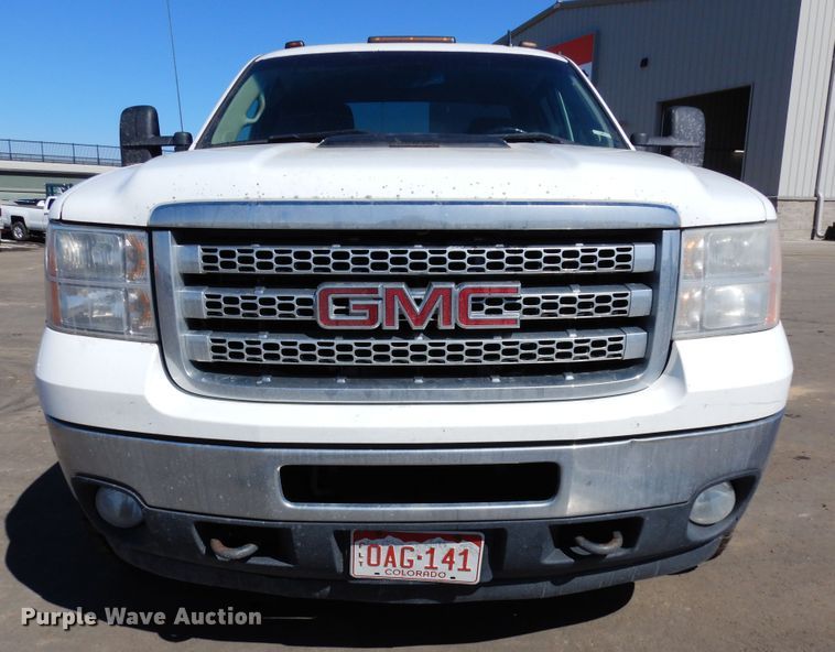 image for item DR1130 2013 GMC Sierra 3500HD  Ext. Cab pickup truck