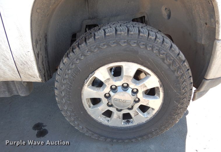 image for item DR1130 2013 GMC Sierra 3500HD  Ext. Cab pickup truck