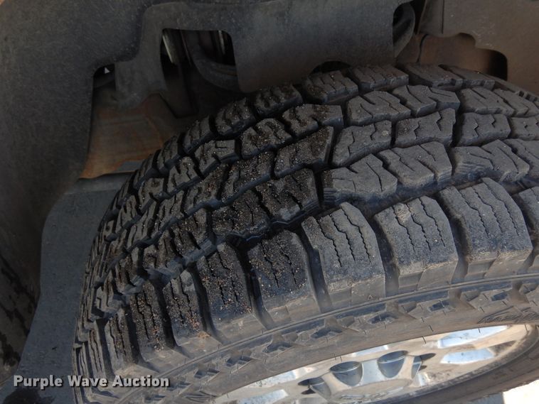 image for item DR1130 2013 GMC Sierra 3500HD  Ext. Cab pickup truck