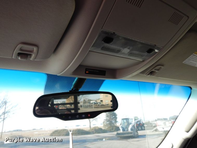 image for item DR1132 2012 GMC Sierra 3500HD  Ext. Cab flatbed pickup truck