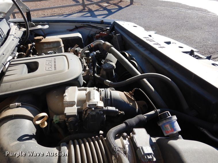 image for item DR1132 2012 GMC Sierra 3500HD  Ext. Cab flatbed pickup truck