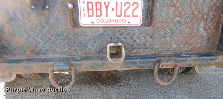 image for item DR1132 2012 GMC Sierra 3500HD  Ext. Cab flatbed pickup truck