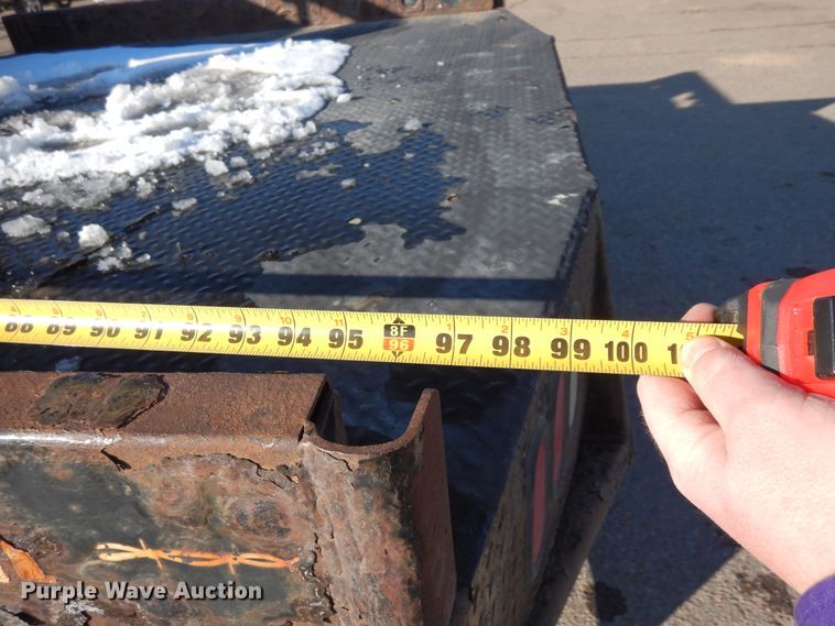 image for item DR1132 2012 GMC Sierra 3500HD  Ext. Cab flatbed pickup truck