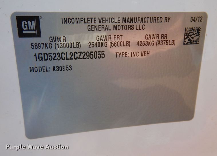 image for item DR1132 2012 GMC Sierra 3500HD  Ext. Cab flatbed pickup truck