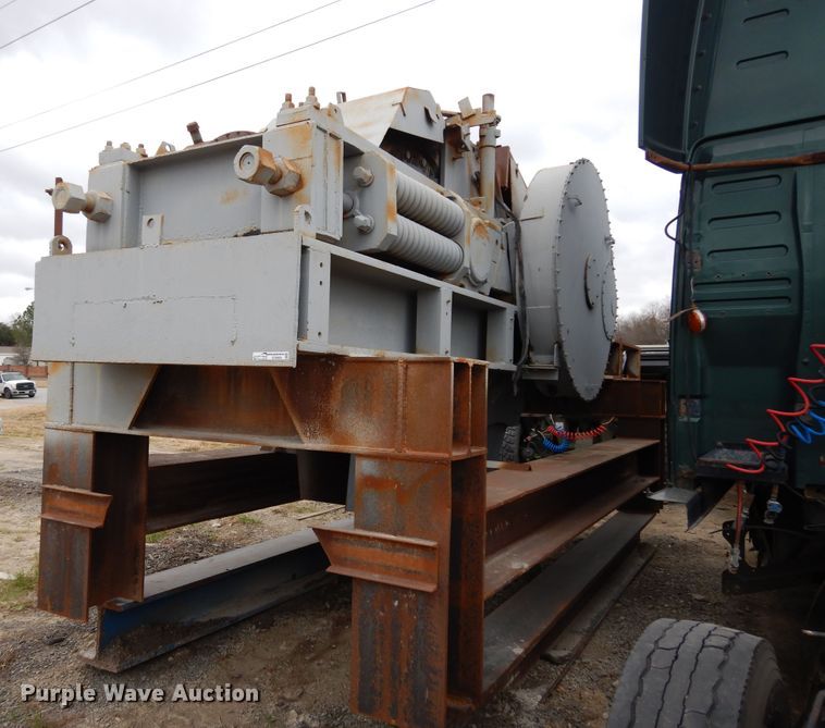 image for item ED9969 Pioneer Engineering  crusher