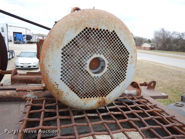 image for item ED9969 Pioneer Engineering  crusher