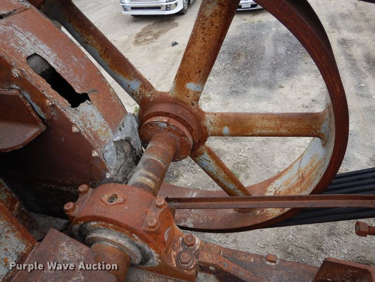 image for item ED9969 Pioneer Engineering  crusher