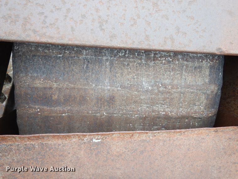 image for item ED9969 Pioneer Engineering  crusher