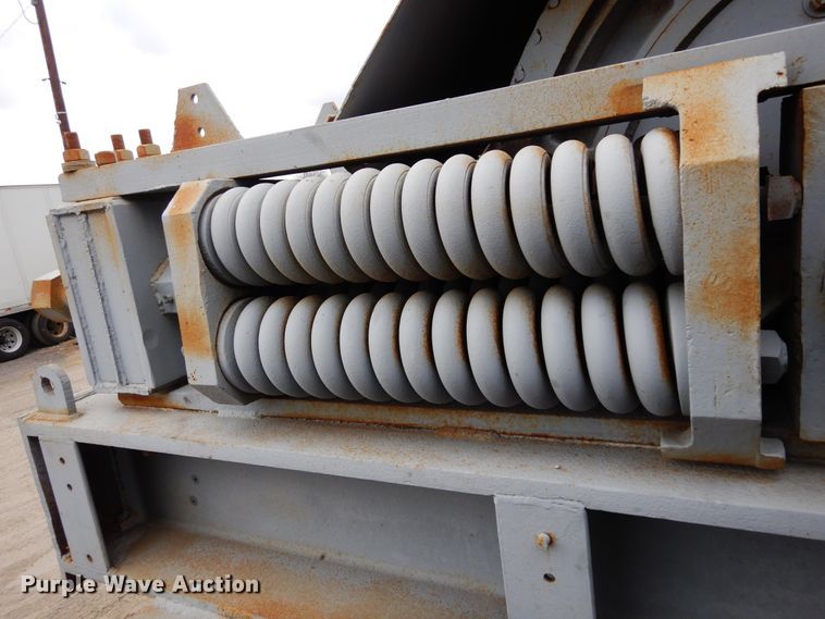 image for item ED9969 Pioneer Engineering  crusher