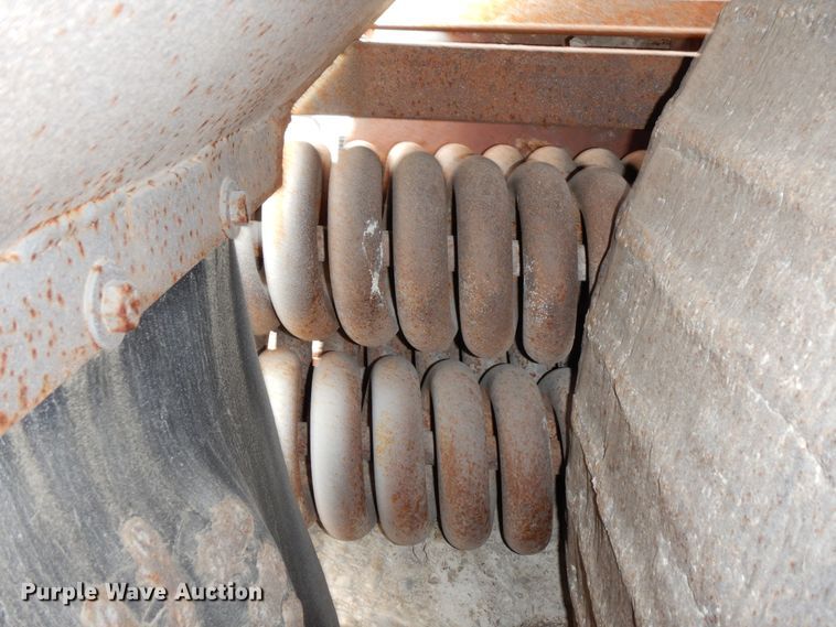 image for item ED9969 Pioneer Engineering  crusher