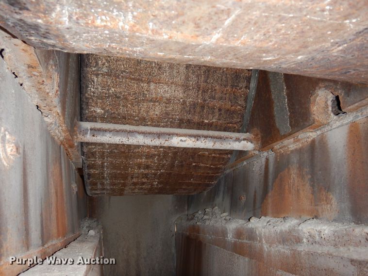 image for item ED9969 Pioneer Engineering  crusher