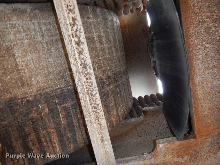 image for item ED9969 Pioneer Engineering  crusher