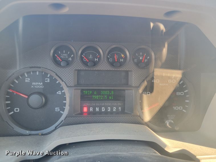 image for item GT9575 2008 Ford F550 Super Duty XL  Crew Cab flatbed truck