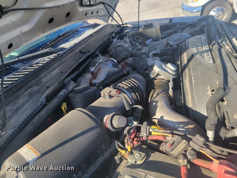 image for item GT9575 2008 Ford F550 Super Duty XL  Crew Cab flatbed truck