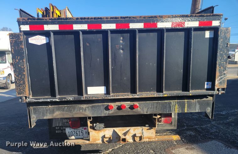 image for item GT9575 2008 Ford F550 Super Duty XL  Crew Cab flatbed truck