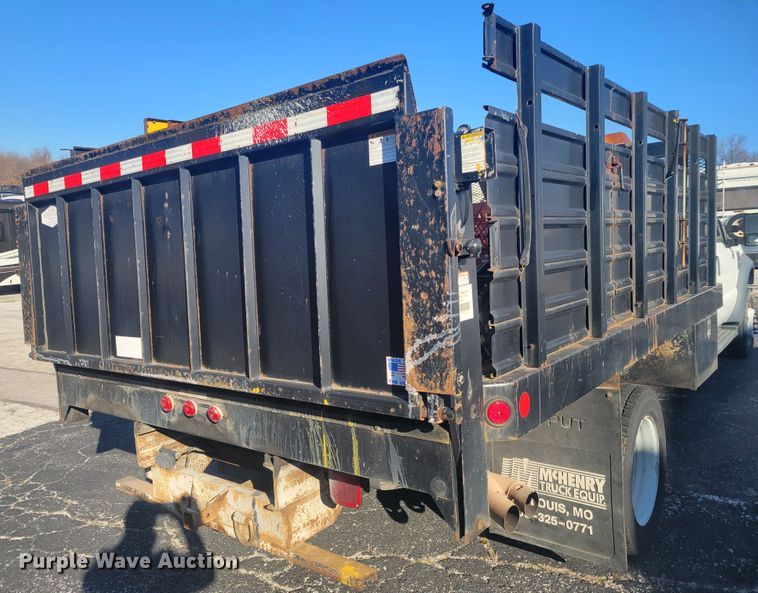 image for item GT9575 2008 Ford F550 Super Duty XL  Crew Cab flatbed truck